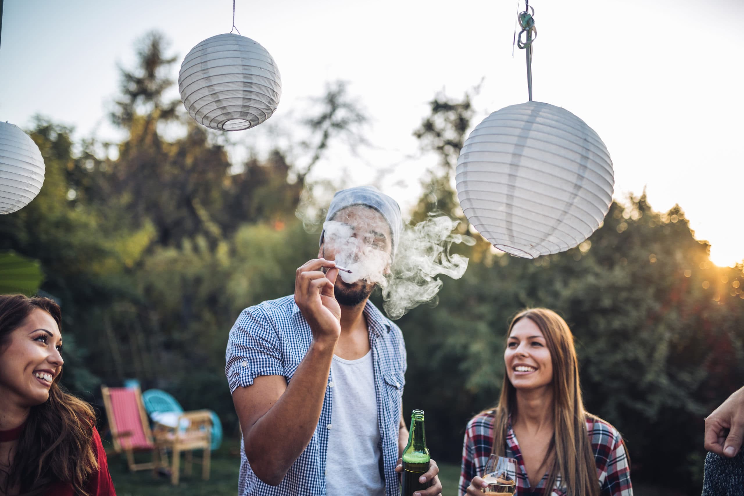 Connecticut Legislative Panel Approves Bill Banning Weed Gifting Parties