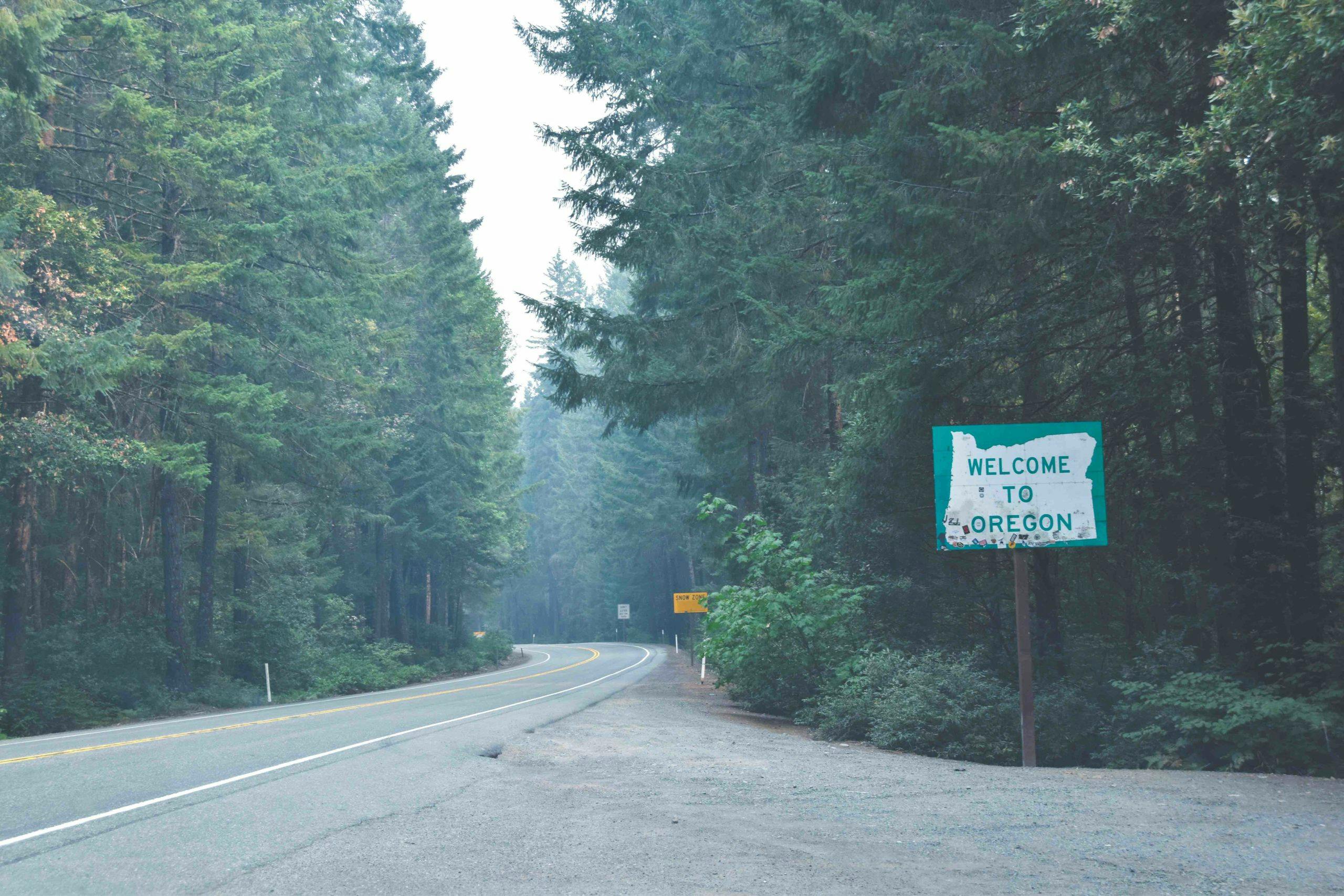 welcome to oregon sign on higway