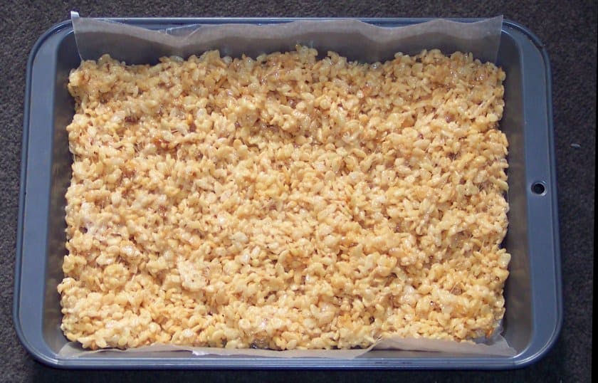 rice crispy treats in pan