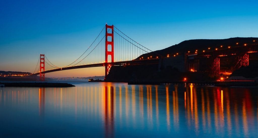 The Golden Gate Bridge of San Fransisco, California, by 12019 via Pixabay